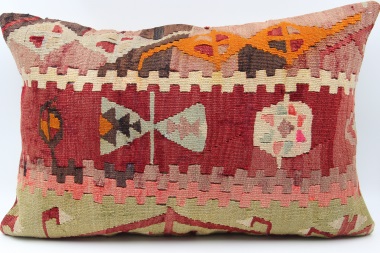 D320 Vintage Kilim Lumbar Pillow Cover
