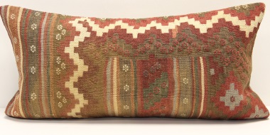 D121 Vintage Kilim Pillow Cover