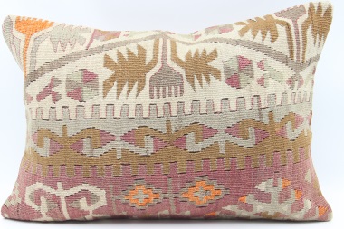 D141 Vintage Kilim Pillow Cover