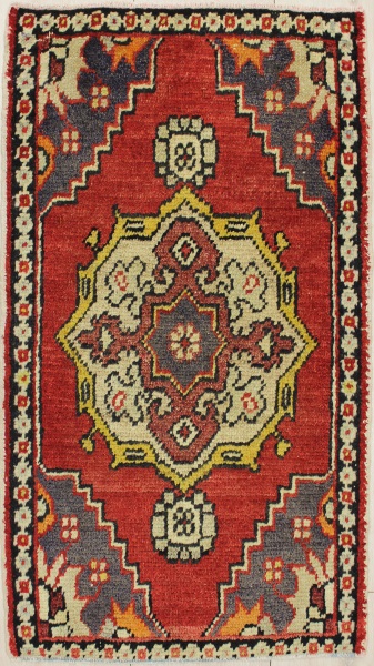 R7936 Vintage Small Turkish Rugs