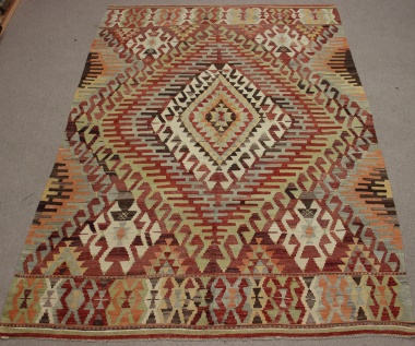 R8739 Vintage Turkish Kilim Rug