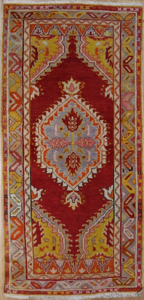 R2267 Vintage Ushak Turkish Rug