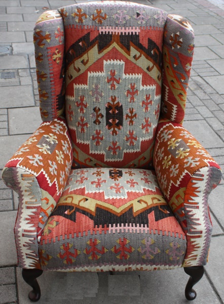 R3981 Wing Kilim Chair