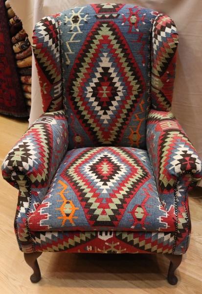 R5989 Wing Kilim Chair