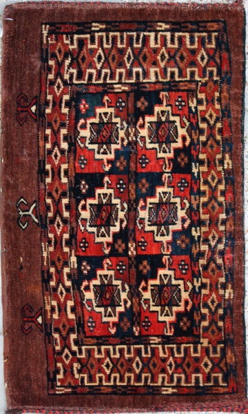 F786 Yomut Carpets