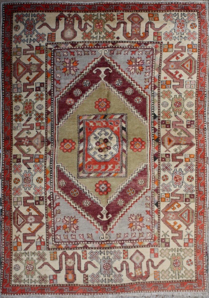 R909 Yuntdag Rug