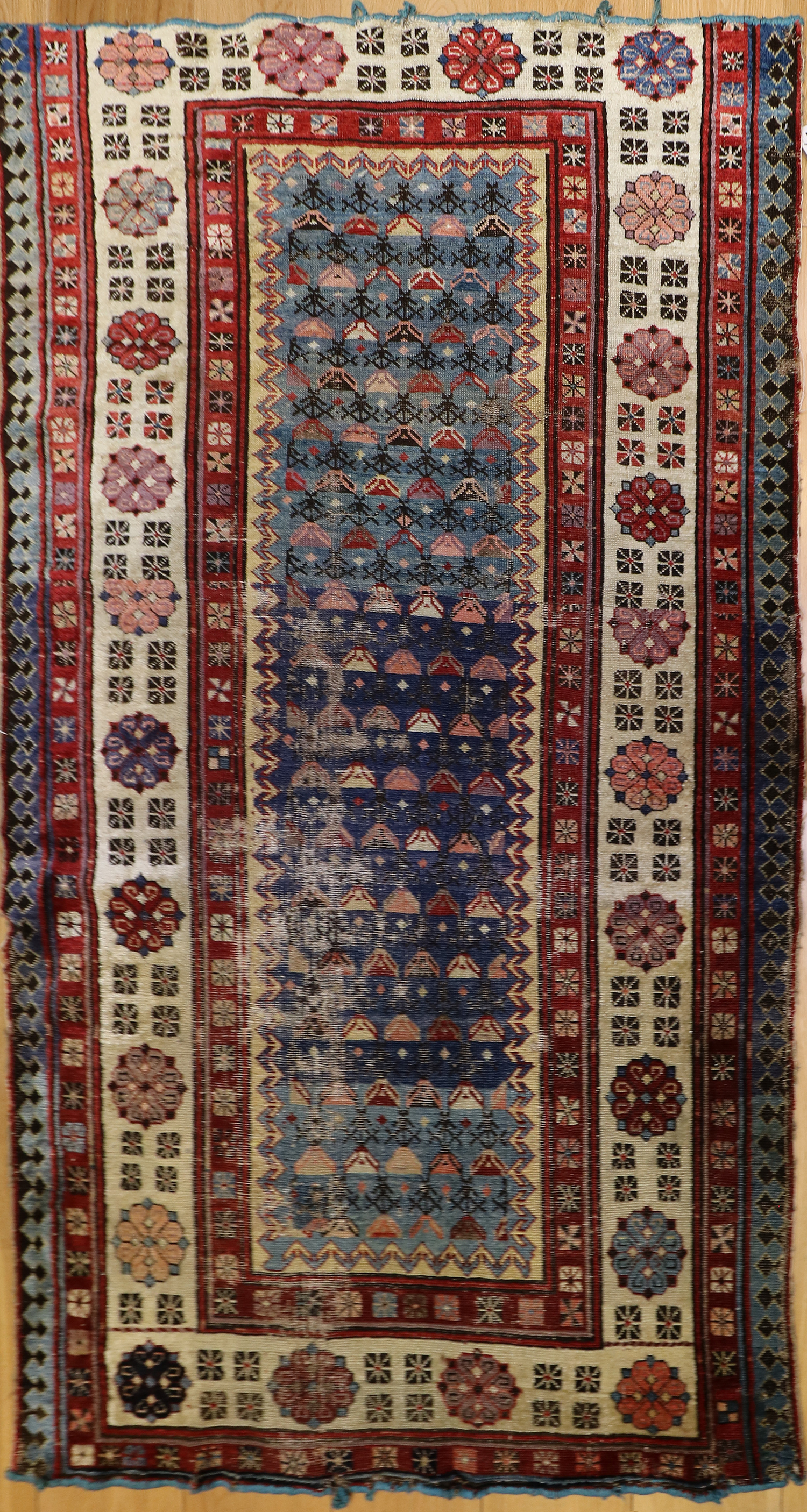 antique-caucasian-gendje-rug-